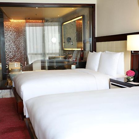 Renaissance Beijing Capital Hotel Екстериор снимка