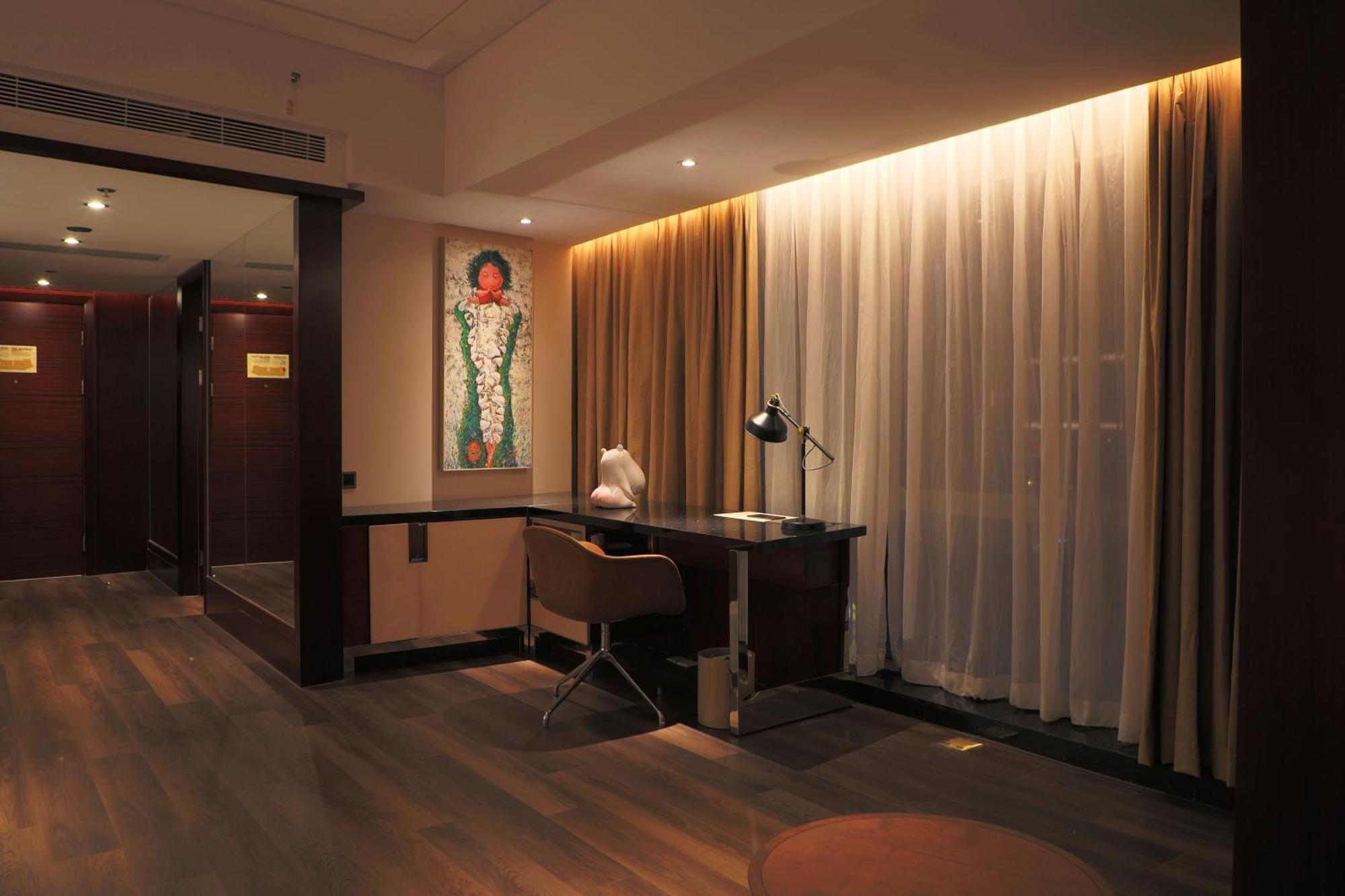 Renaissance Beijing Capital Hotel Екстериор снимка