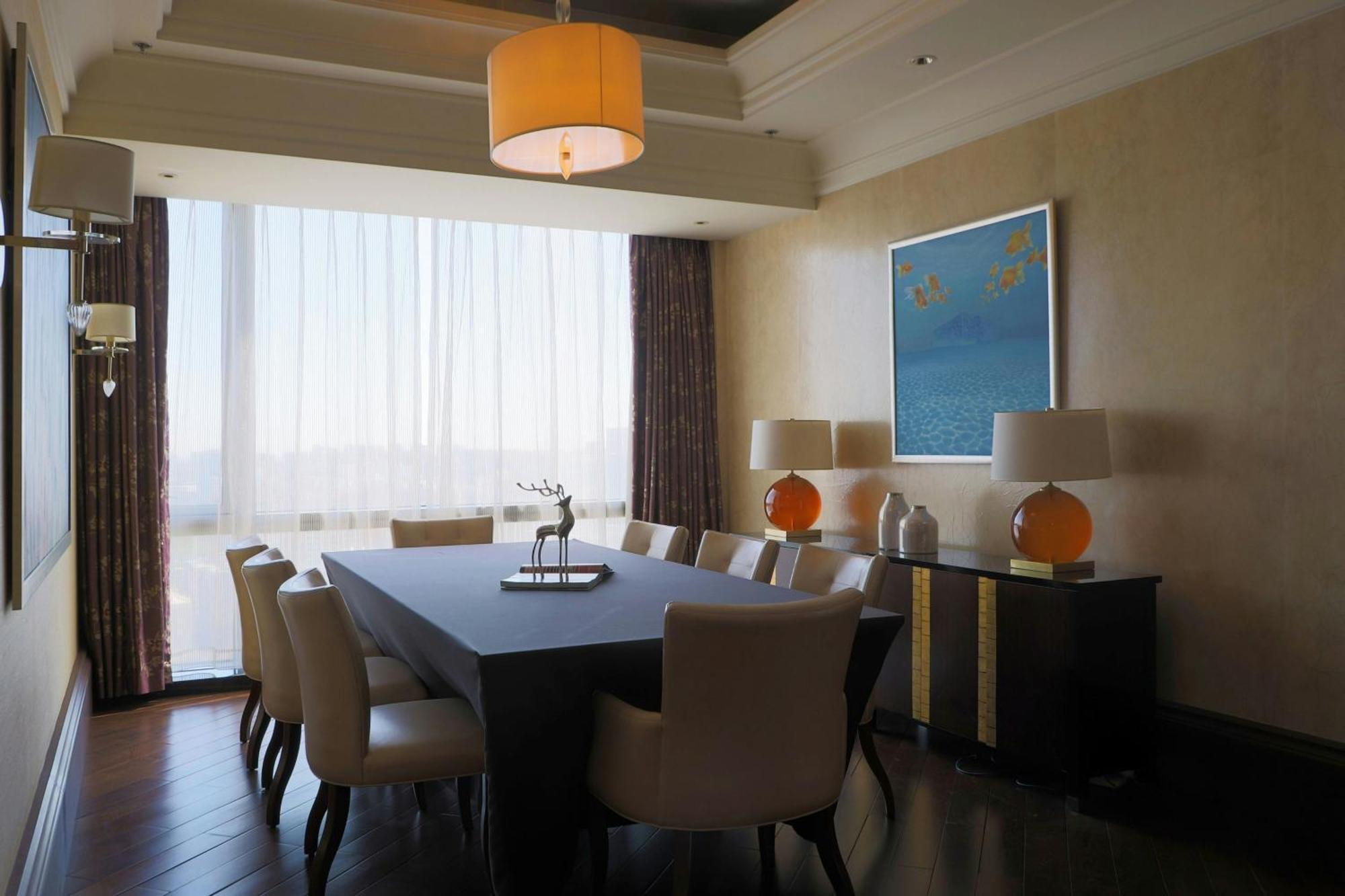 Renaissance Beijing Capital Hotel Екстериор снимка