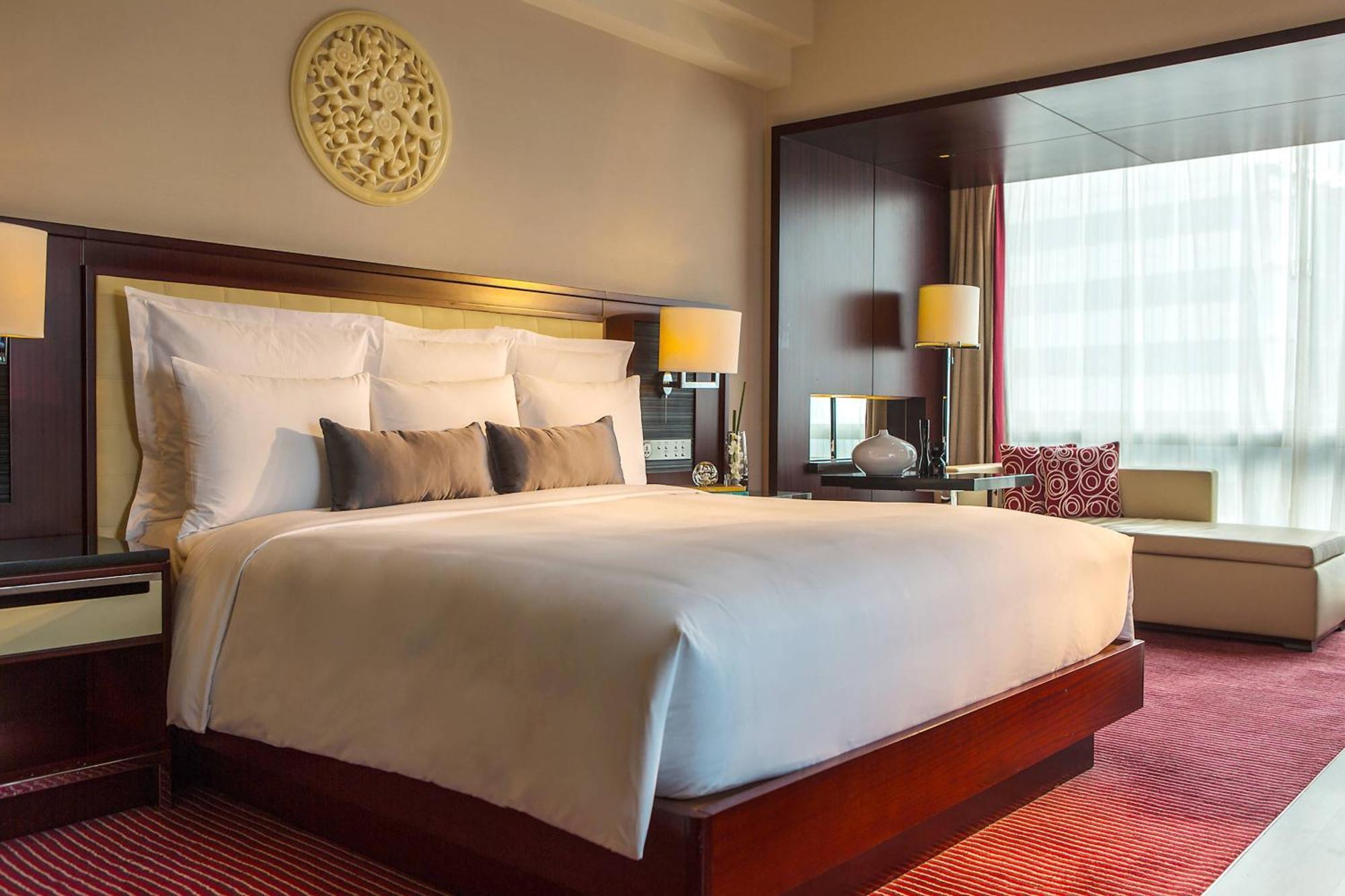 Renaissance Beijing Capital Hotel Екстериор снимка